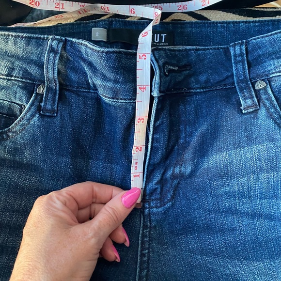 KUT From the Cloth Catherine distressed boyfriend jeans size 2 - Picture 5 of 8